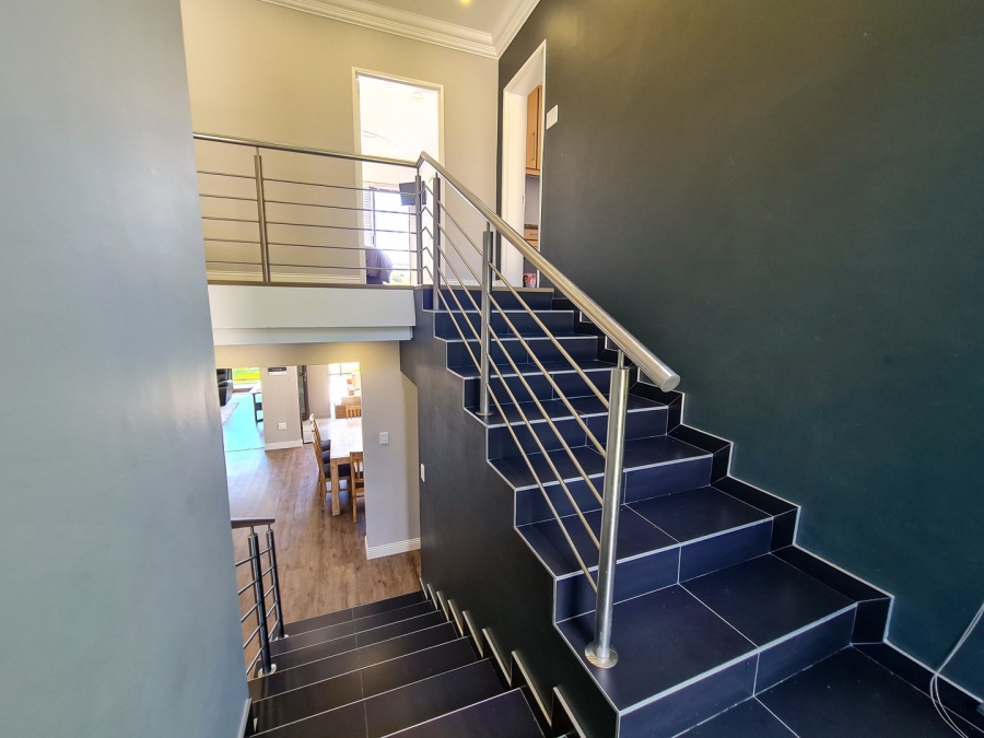 5 Bedroom Property for Sale in Maselspoort Free State